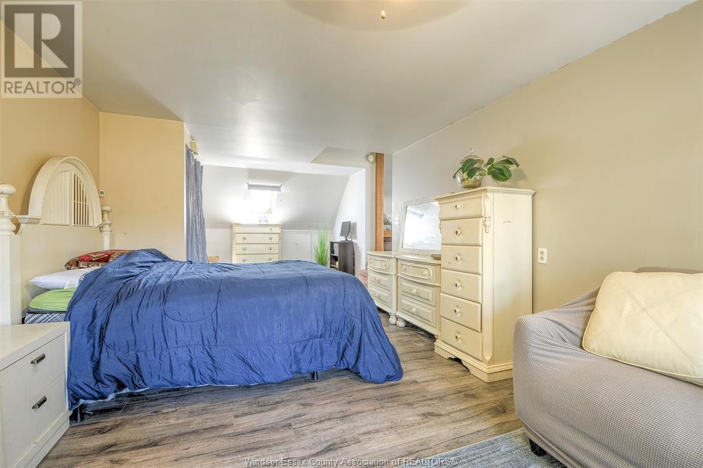 Photo 25 of 3065 Radisson Avenue, Windsor ON