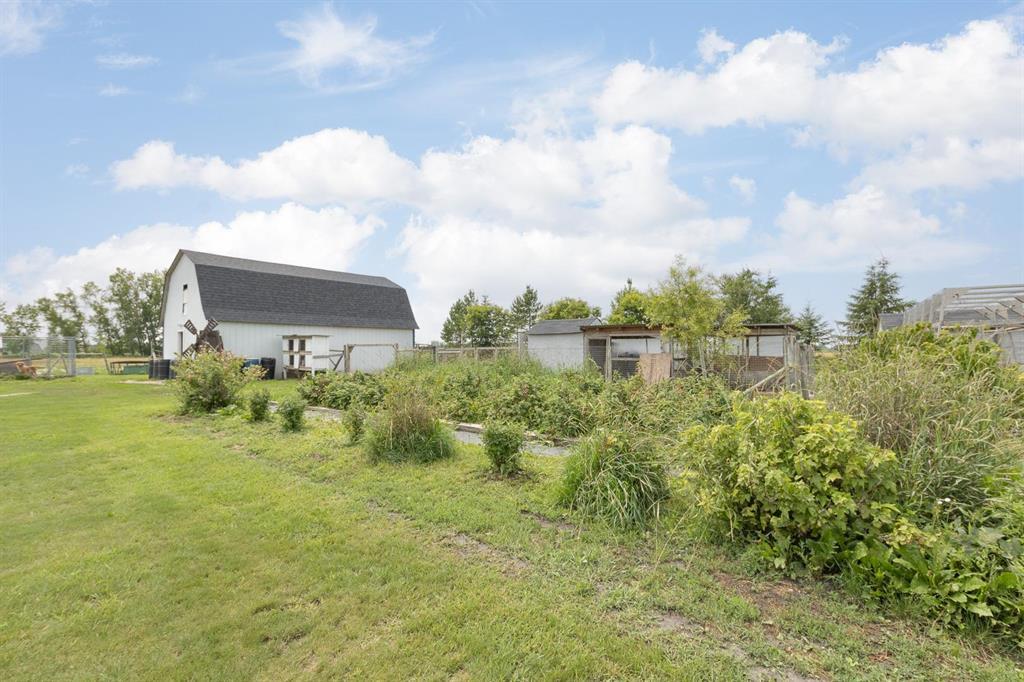 Photo 30 of 35096 32 Road E, Mitchell MB