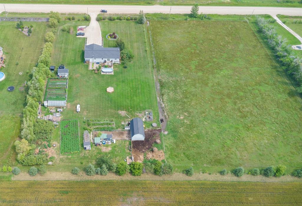 Photo 13 of 35096 32 Road E, Mitchell MB