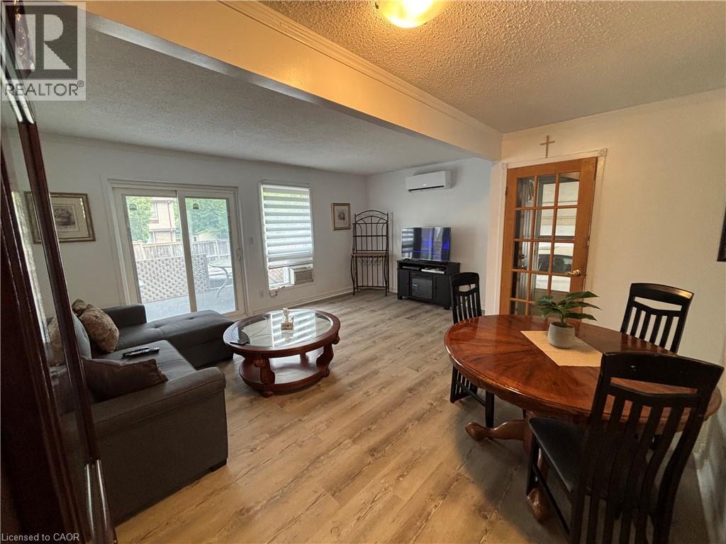 Photo 38 of 657 Upper Wentworth Street, Hamilton ON