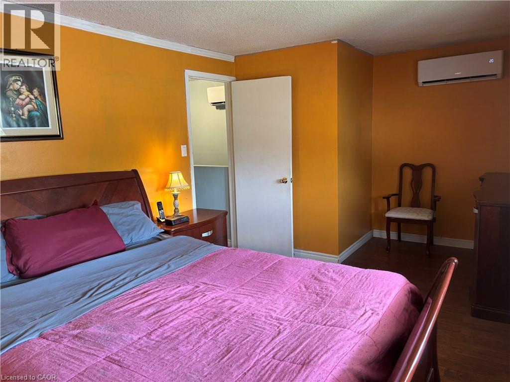 Photo 34 of 657 Upper Wentworth Street, Hamilton ON