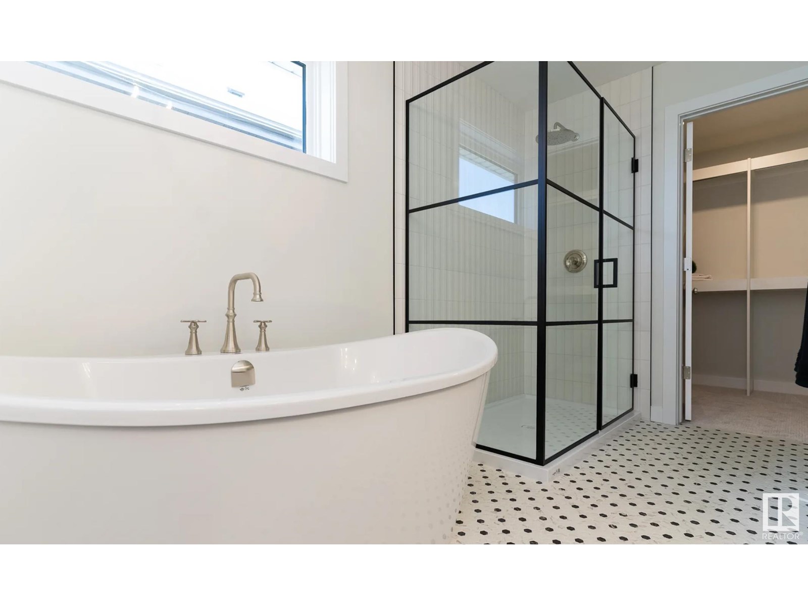 Photo 6 of 3036 Dixon Landing Ld Sw, Edmonton AB