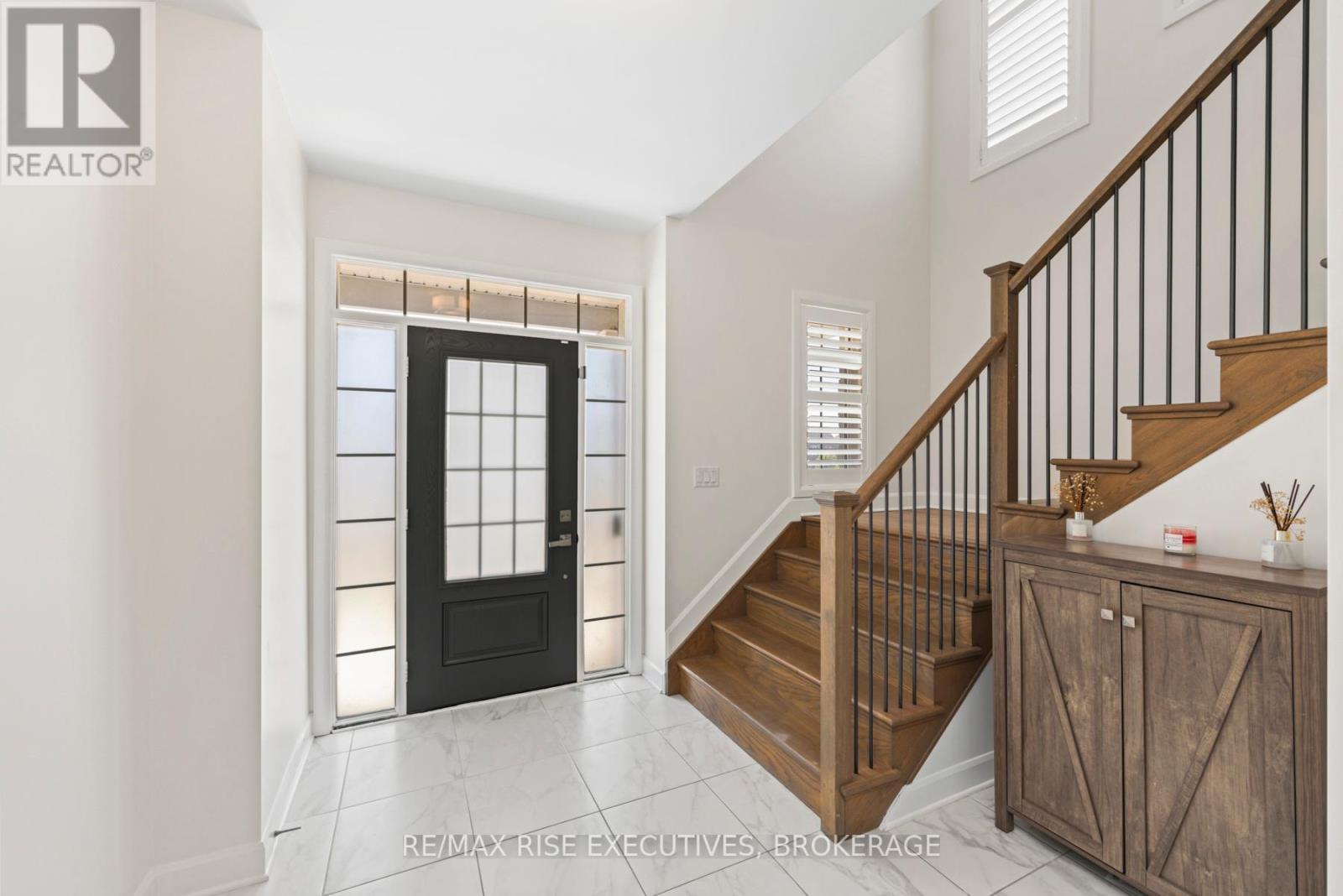 Photo 10 of 1514 Shira Drive, Kingston ON