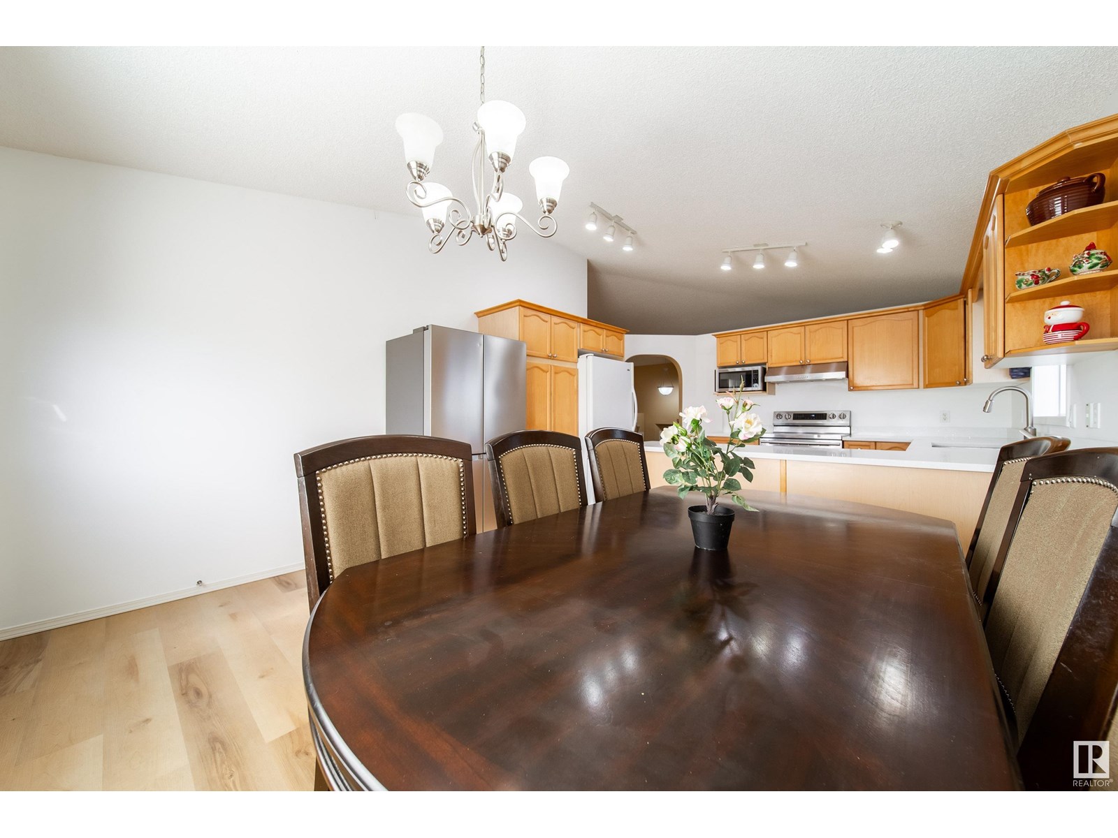 Photo 15 of 13023 35 St Nw Nw, Edmonton AB
