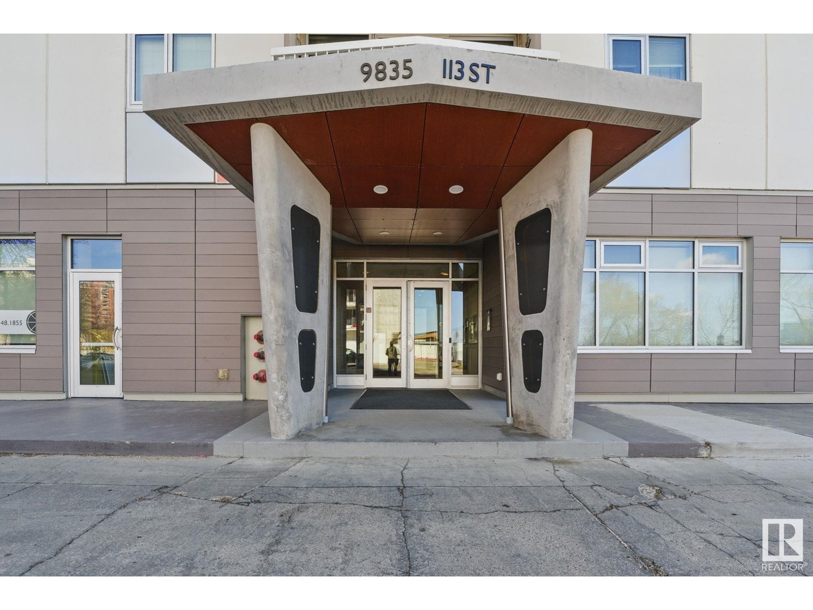 Photo 2 of 1201 9835 113 St Nw, Edmonton AB