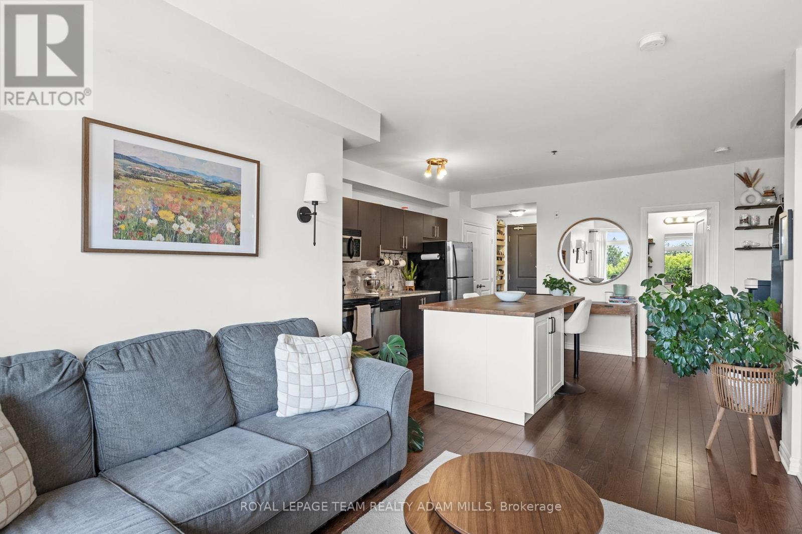 Photo 19 of 408 429 Kent Street, Ottawa ON