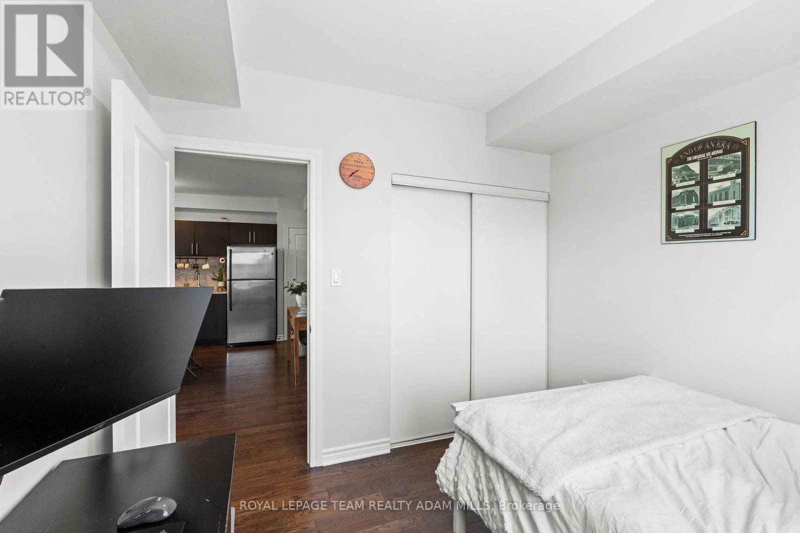 Photo 27 of 408 429 Kent Street, Ottawa ON