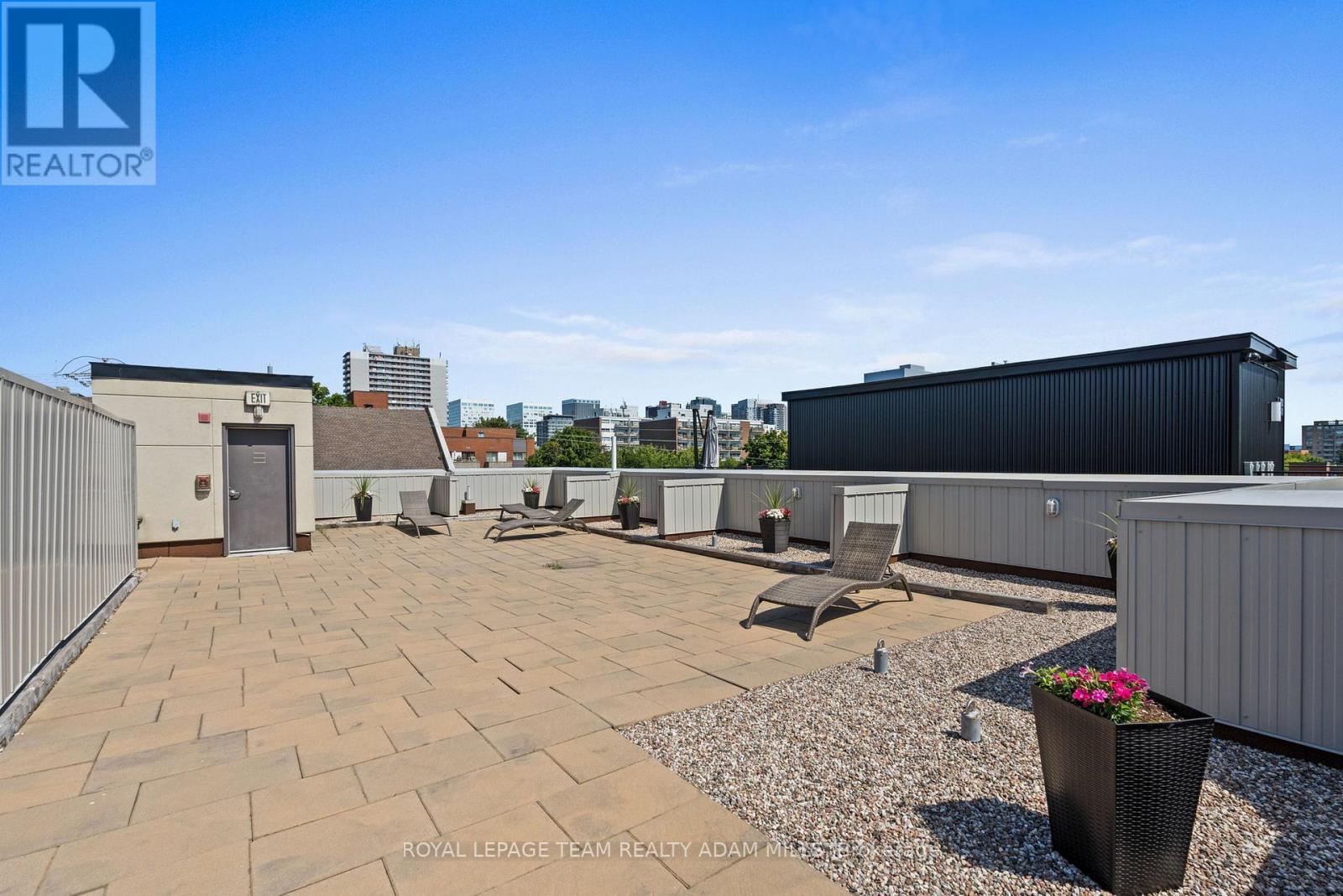 Photo 33 of 408 429 Kent Street, Ottawa ON