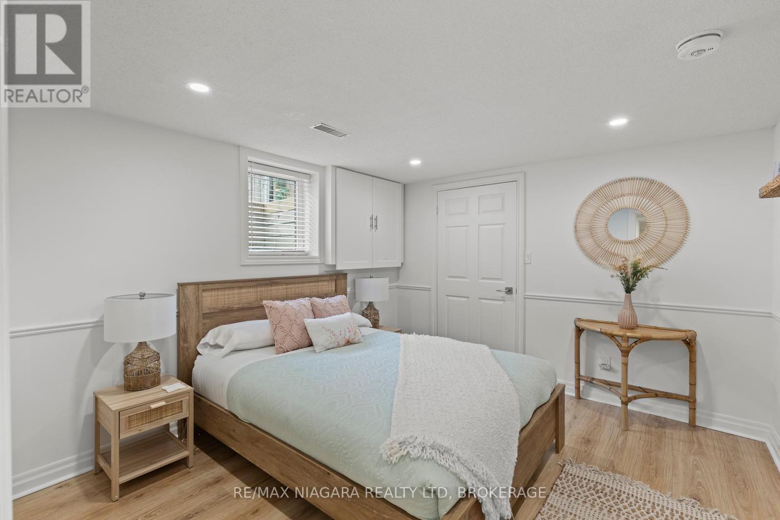 Photo 36 of 202 Anne Street, Niagaraonthelake ON