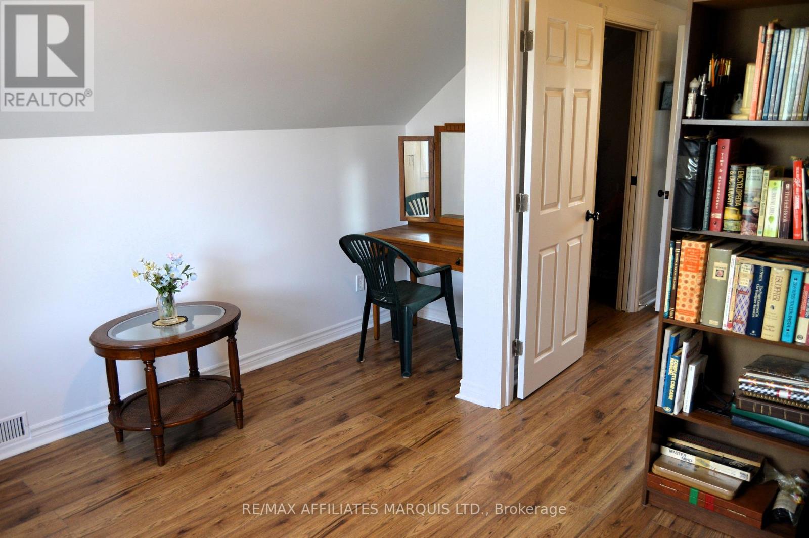 Photo 22 of 444 Eighth Street E, Cornwall ON