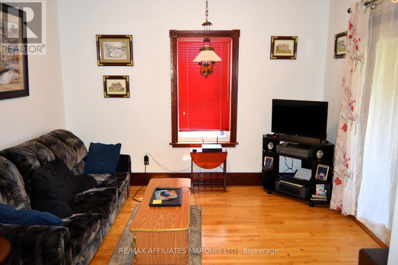 Photo 5 of 444 Eighth Street E, Cornwall ON