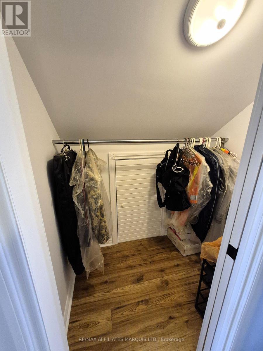 Photo 11 of 444 Eighth Street E, Cornwall ON