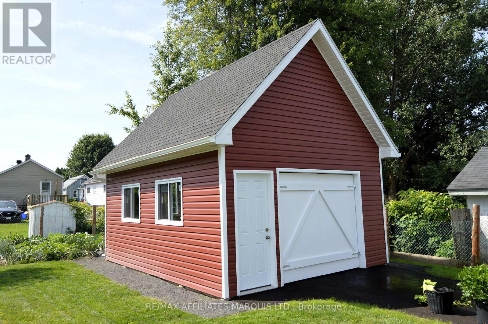 Photo 25 of 444 Eighth Street E, Cornwall ON