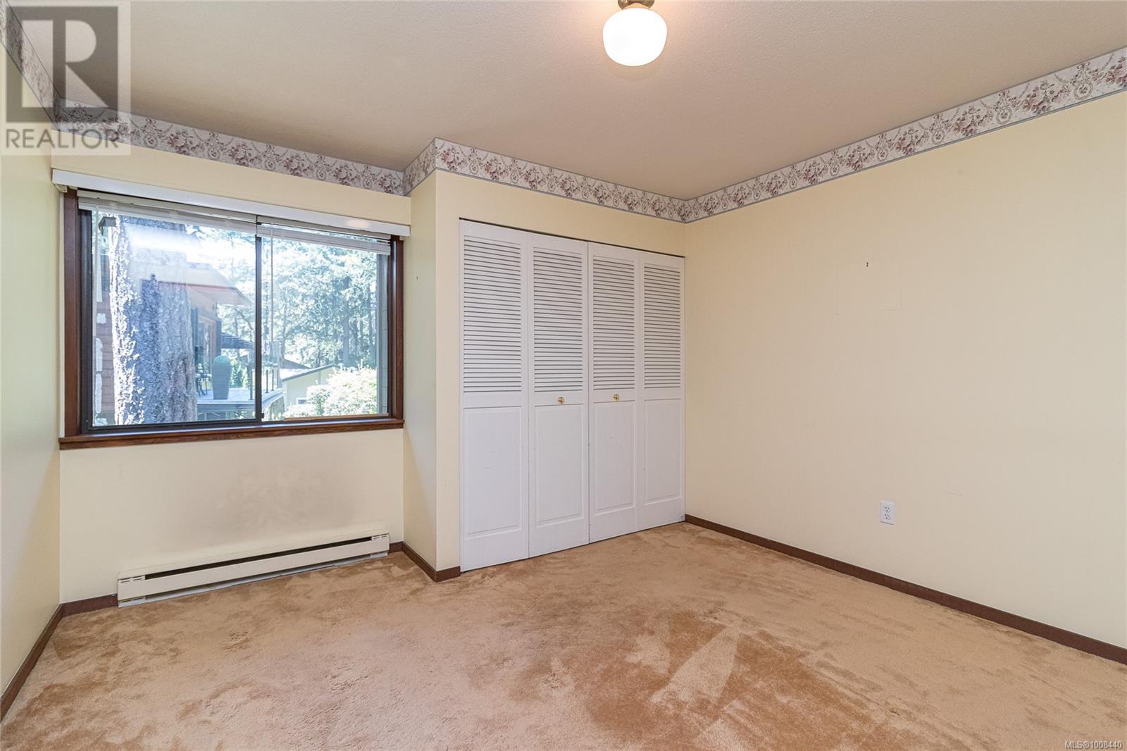 Photo 41 of 4487 Shadywood Pl, Saanich BC