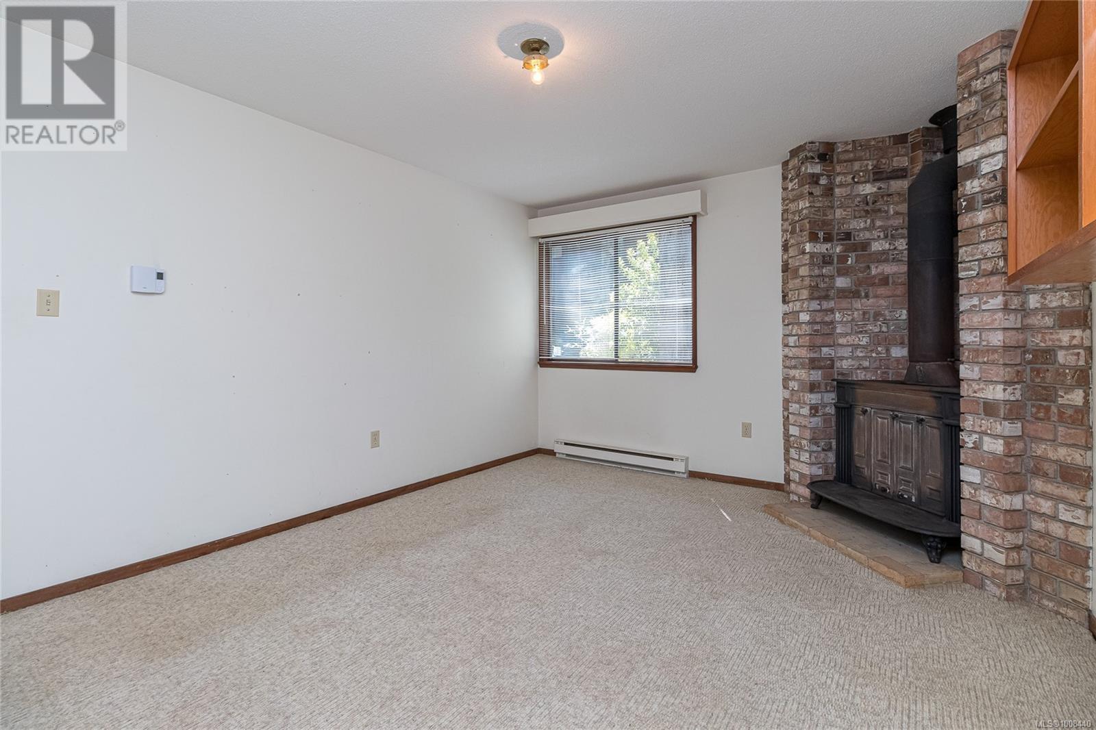 Photo 47 of 4487 Shadywood Pl, Saanich BC
