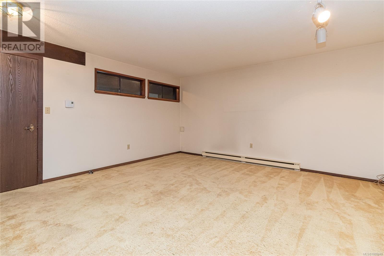 Photo 48 of 4487 Shadywood Pl, Saanich BC