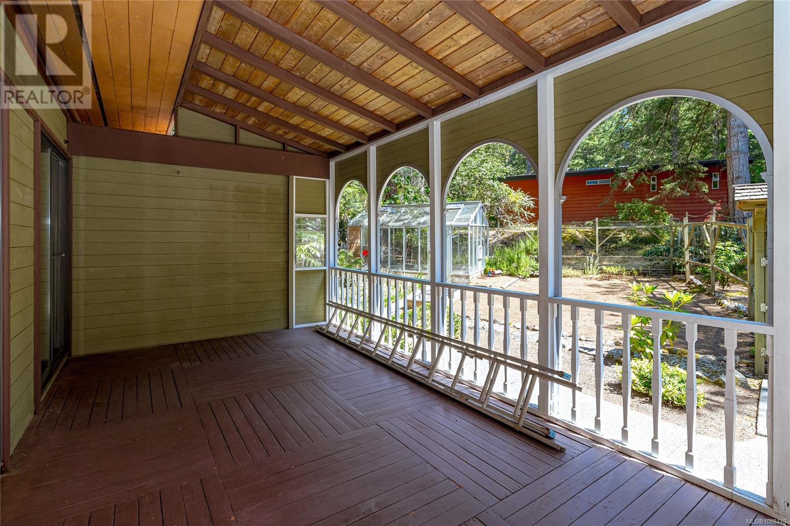 Photo 57 of 4487 Shadywood Pl, Saanich BC
