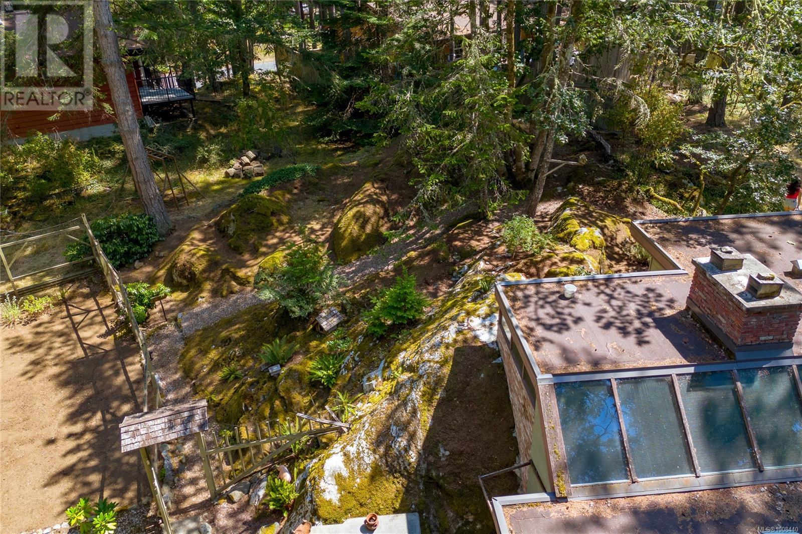 Photo 79 of 4487 Shadywood Pl, Saanich BC