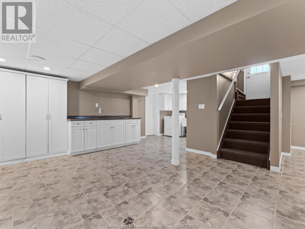 Photo 20 of 814 Watson Avenue, Windsor ON