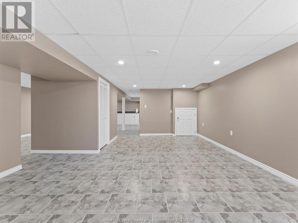 Photo 24 of 814 Watson Avenue, Windsor ON