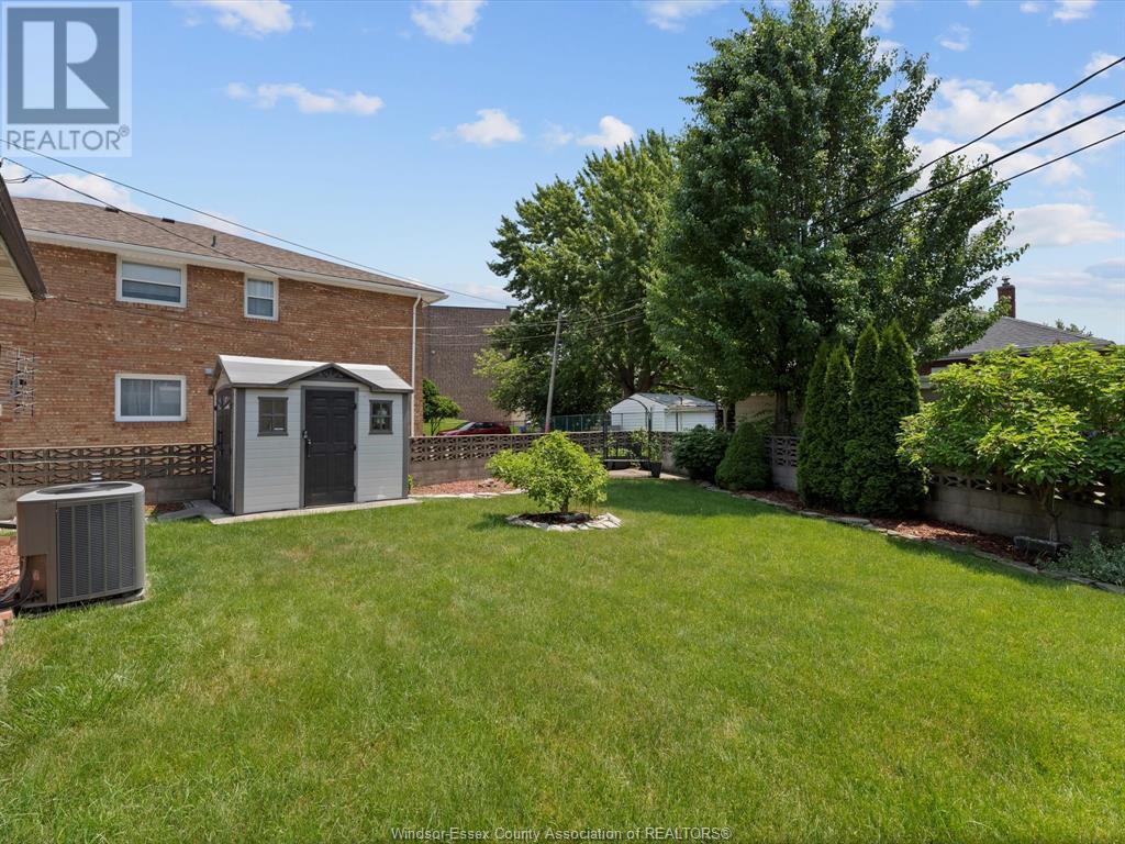 Photo 30 of 814 Watson Avenue, Windsor ON