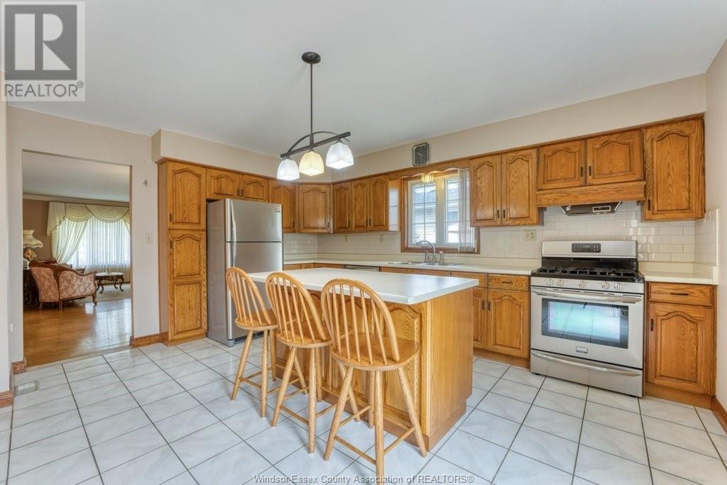 Photo 9 of 1784 St Clair, Windsor ON