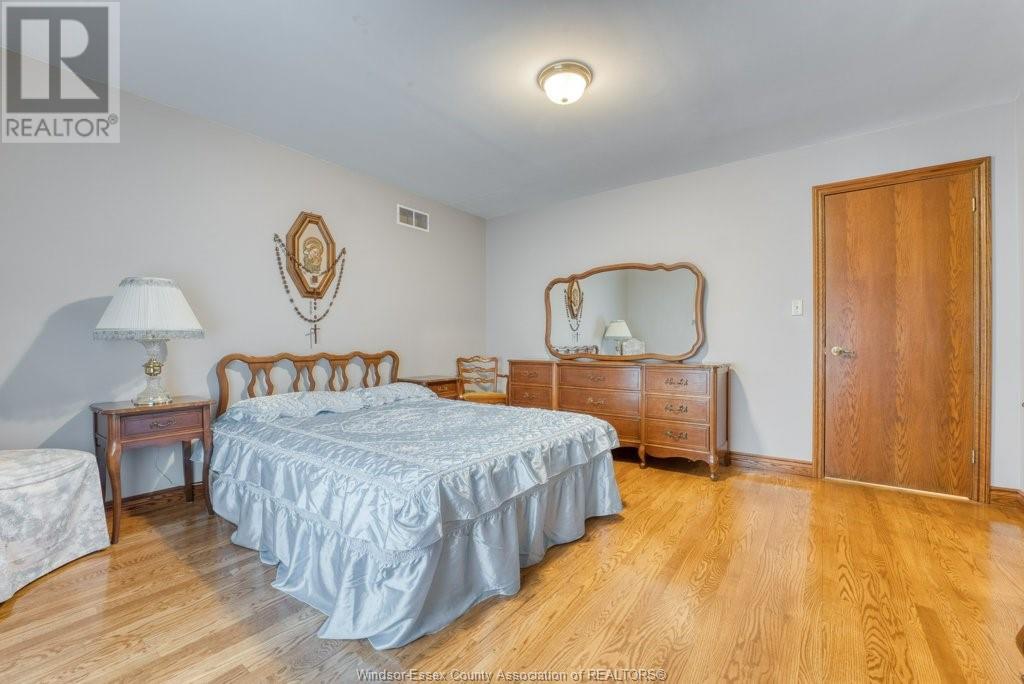 Photo 28 of 1784 St Clair, Windsor ON