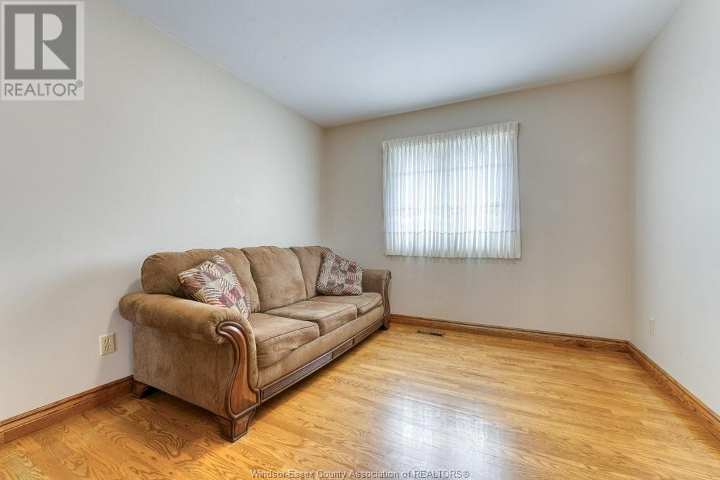 Photo 17 of 1784 St Clair, Windsor ON