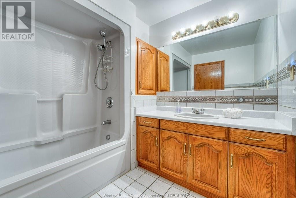 Photo 22 of 1784 St Clair, Windsor ON