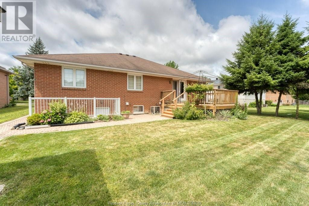 Photo 2 of 1784 St Clair, Windsor ON