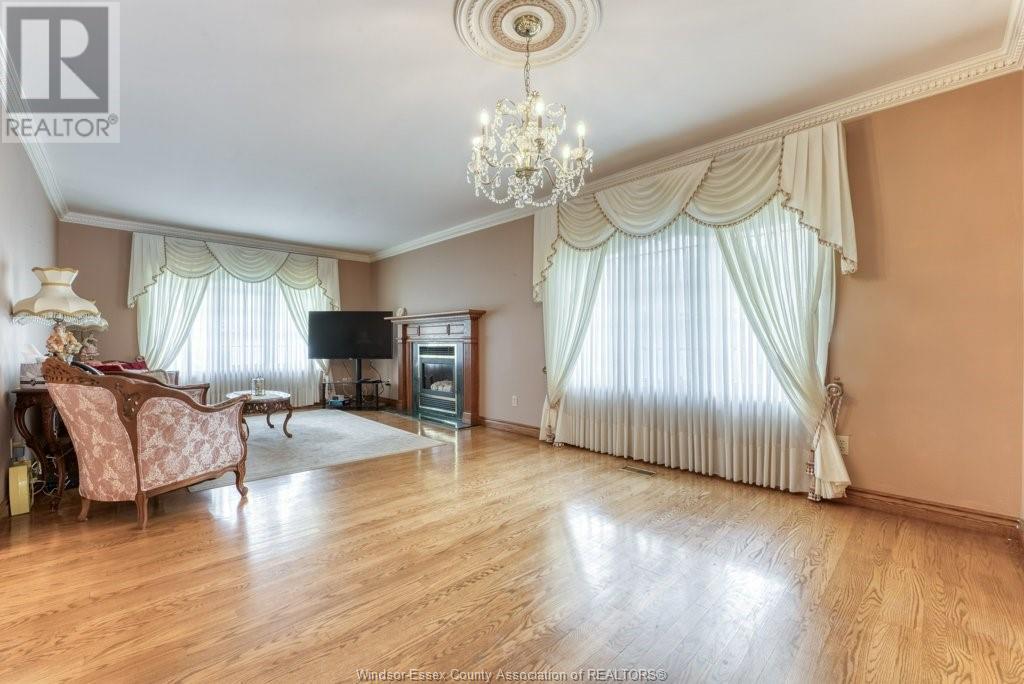 Photo 23 of 1784 St Clair, Windsor ON