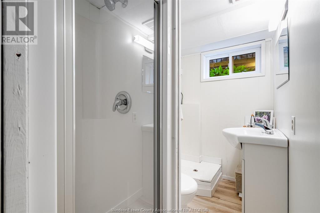Photo 26 of 27 Mersea Rd 12, Leamington ON