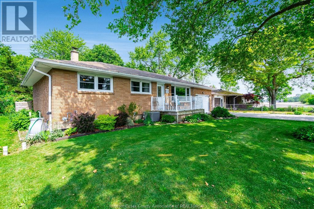 Photo 28 of 27 Mersea Rd 12, Leamington ON