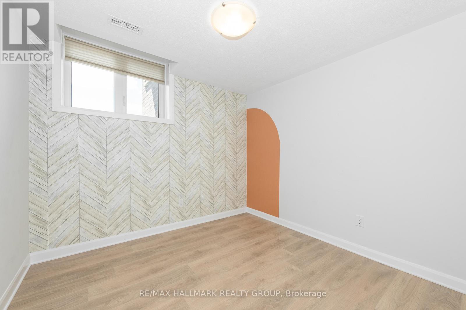 Photo 26 of 16 415 Eldorado Private, Ottawa ON