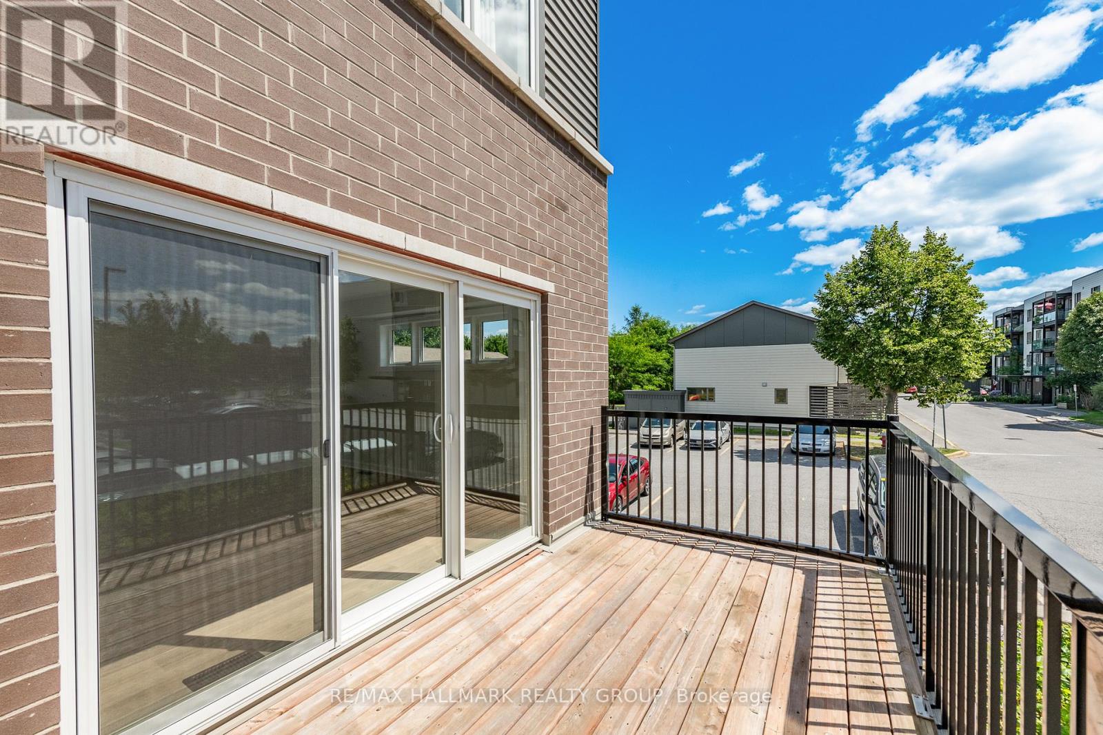 Photo 24 of 16 415 Eldorado Private, Ottawa ON