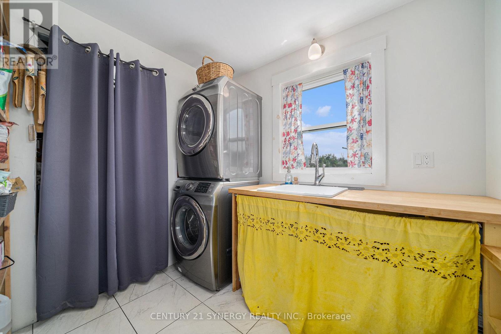 Photo 22 of 1789 Matheson Drive, Montague ON