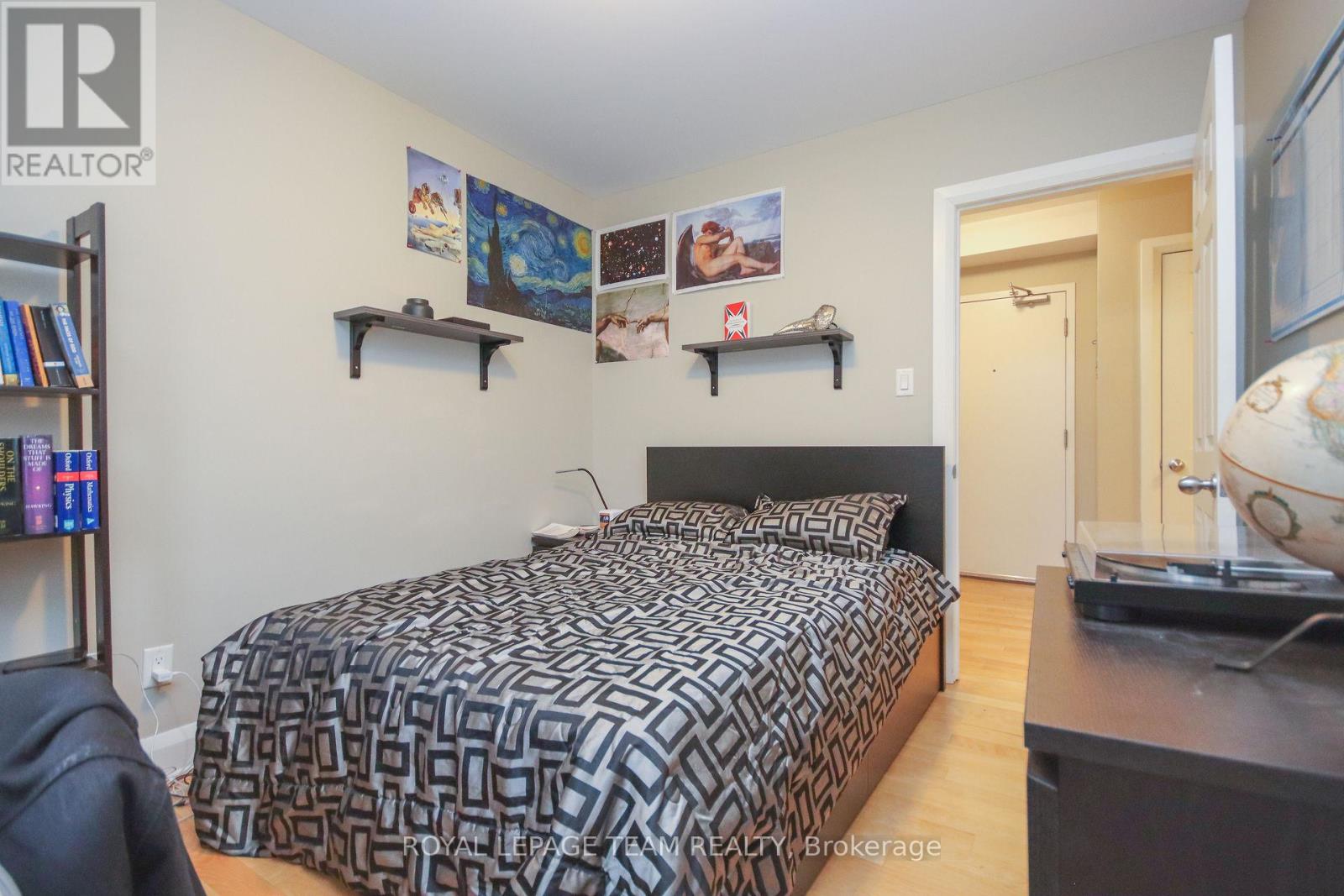 Photo 14 of 159 Frank Street, Ottawa ON