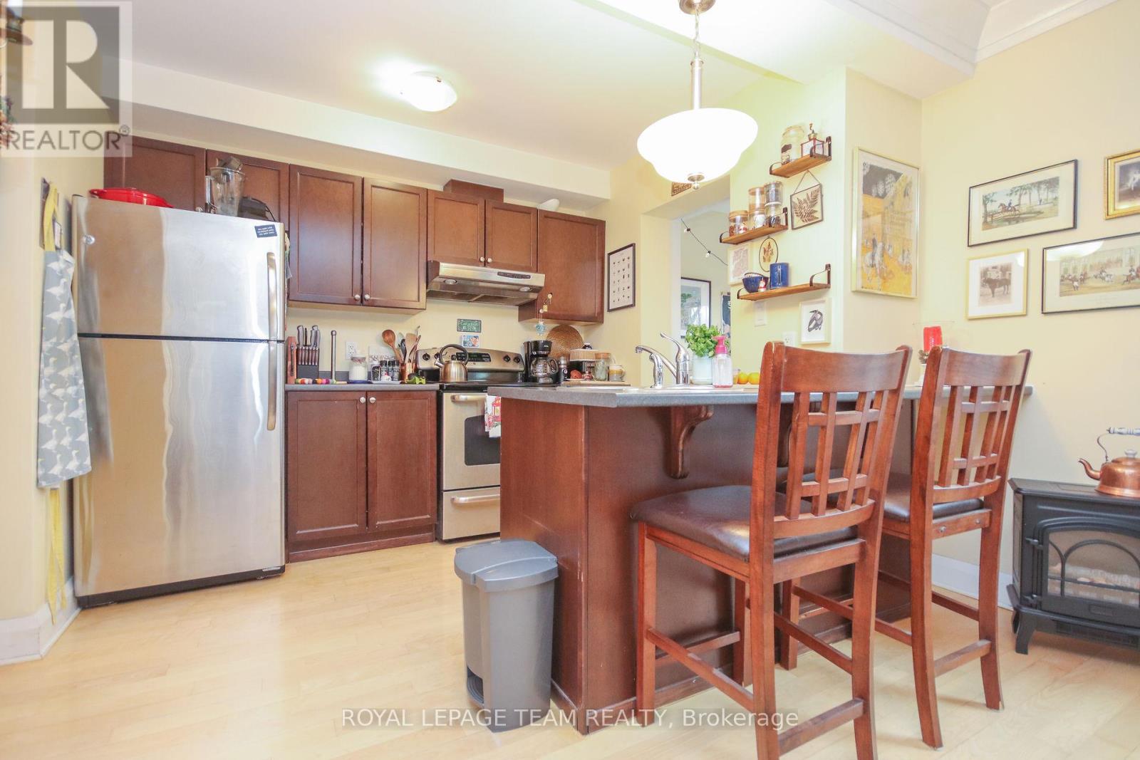 Photo 16 of 159 Frank Street, Ottawa ON