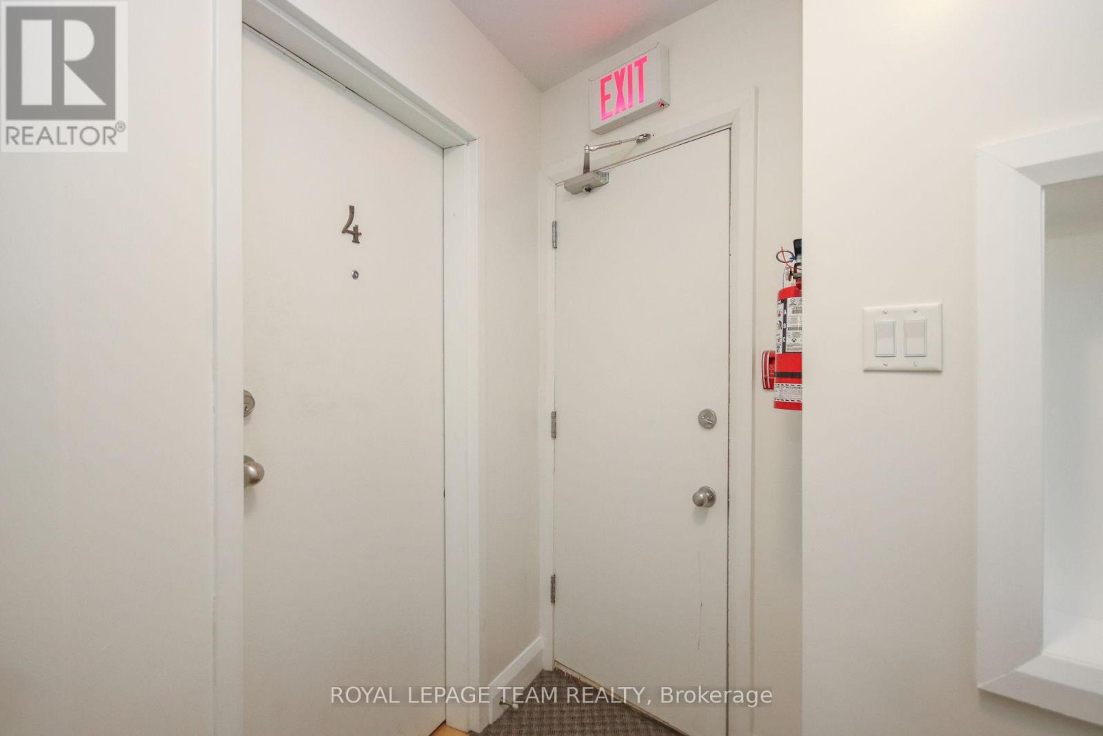 Photo 31 of 159 Frank Street, Ottawa ON