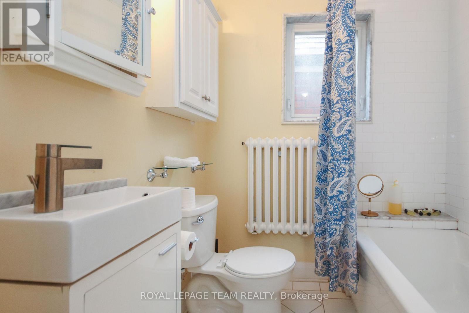 Photo 32 of 159 Frank Street, Ottawa ON