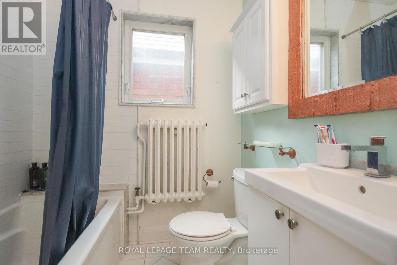 Photo 36 of 159 Frank Street, Ottawa ON