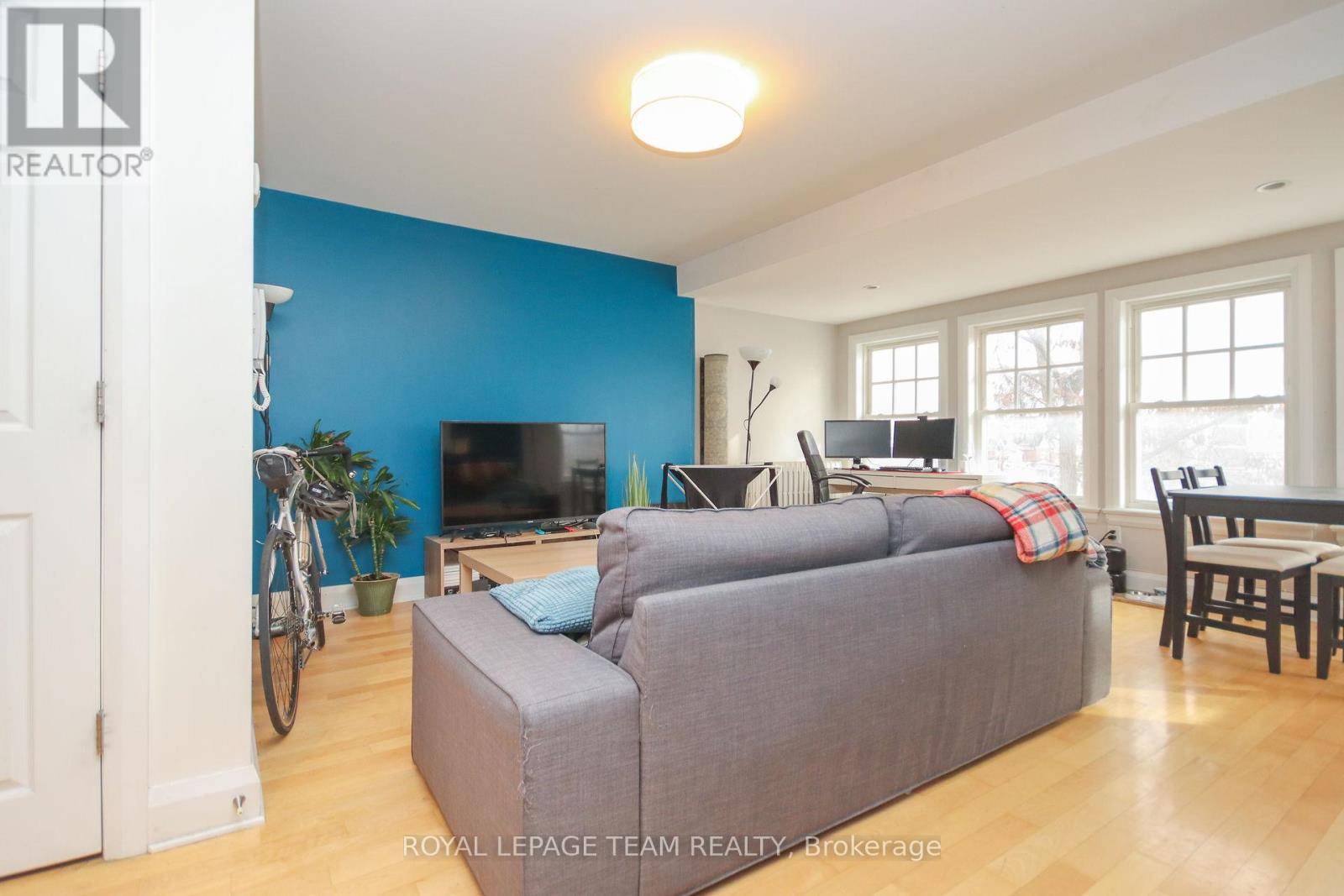 Photo 39 of 159 Frank Street, Ottawa ON