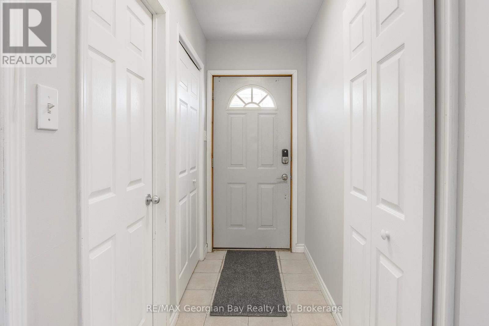 Photo 21 of 42 Fourth Street, Midland ON