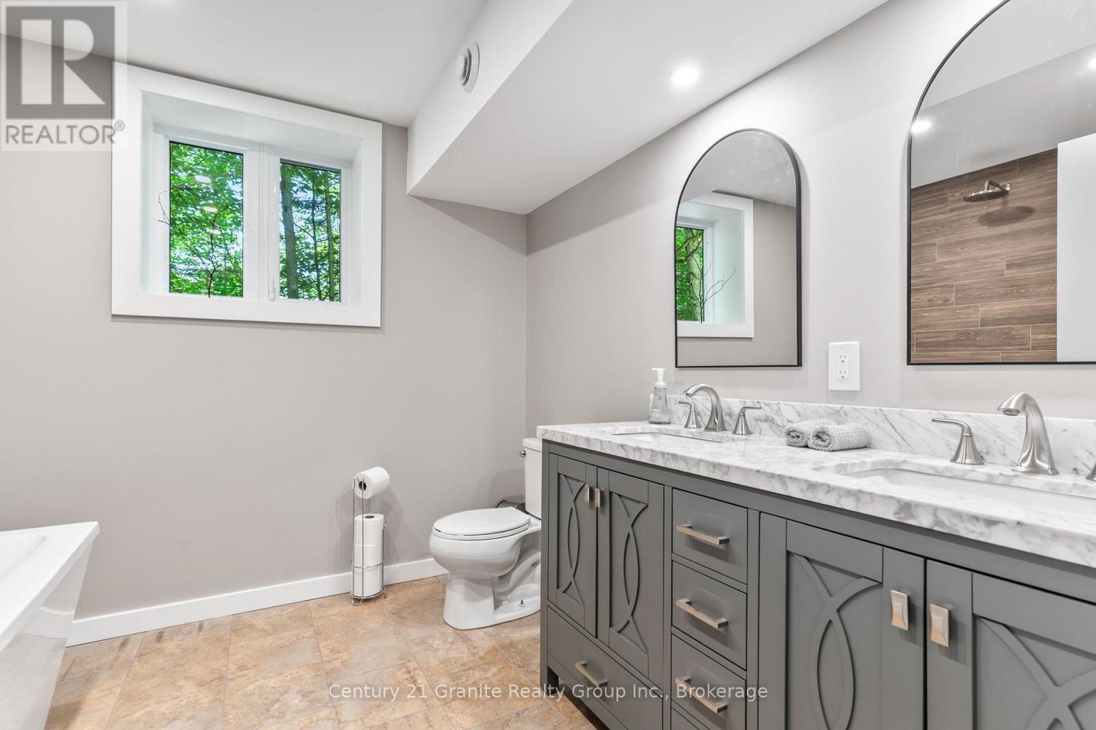 Photo 28 of 1012 Redner Road, Algonquin Highlands ON