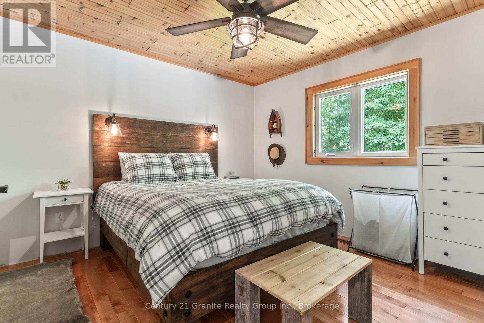 Photo 25 of 1012 Redner Road, Algonquin Highlands ON