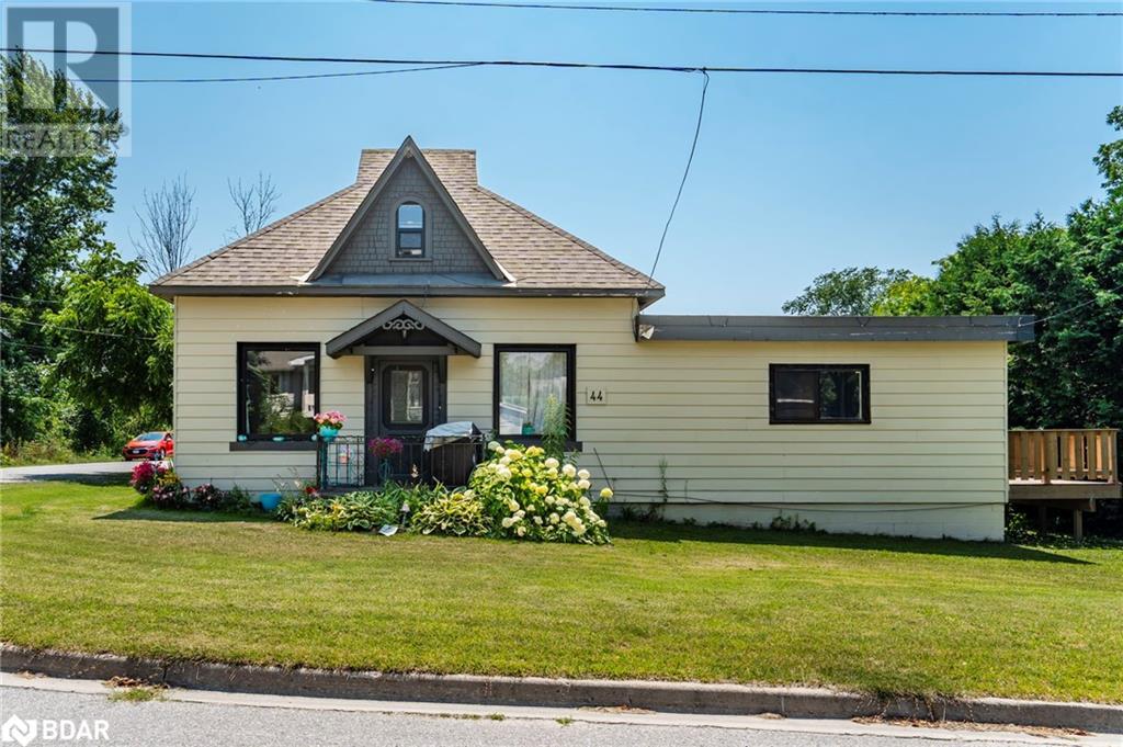 Photo 1 of 44 Yeo Street, Penetanguishene ON