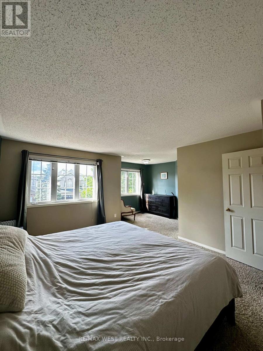 Photo 9 of 119 Deerfox Drive, Ottawa ON
