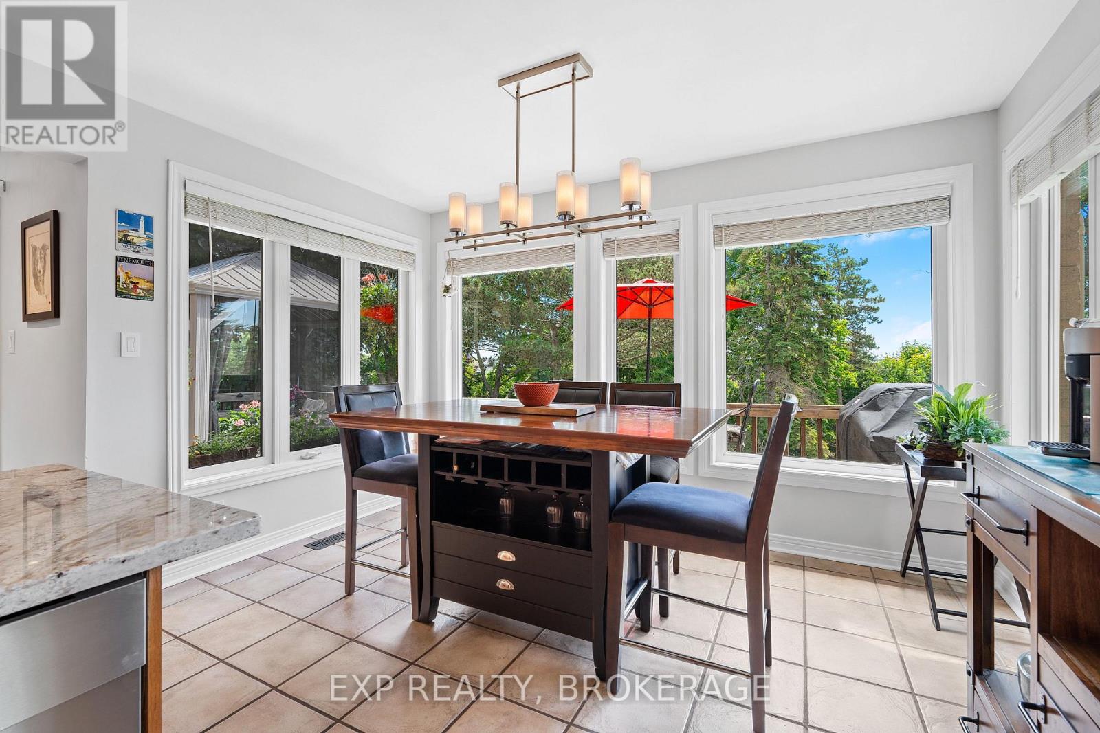 Photo 13 of 564 Braeside Crescent, Kingston ON