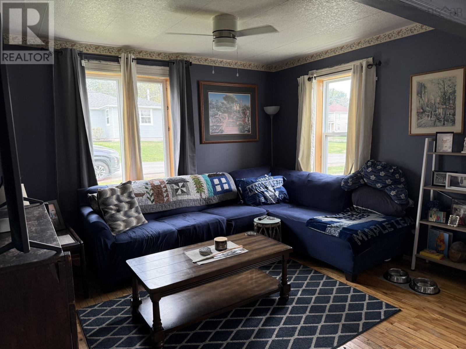 Photo 47 of 5 Cornwall Street, Amherst NS