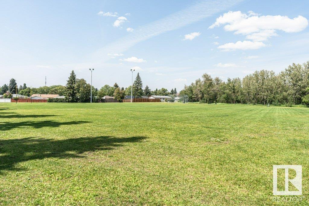 Photo 40 of 1036 Moyer Dr, Sherwood Park AB